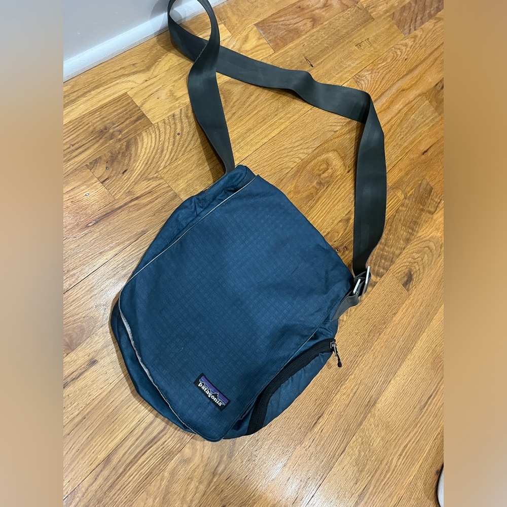 Patagonia Cross body purse